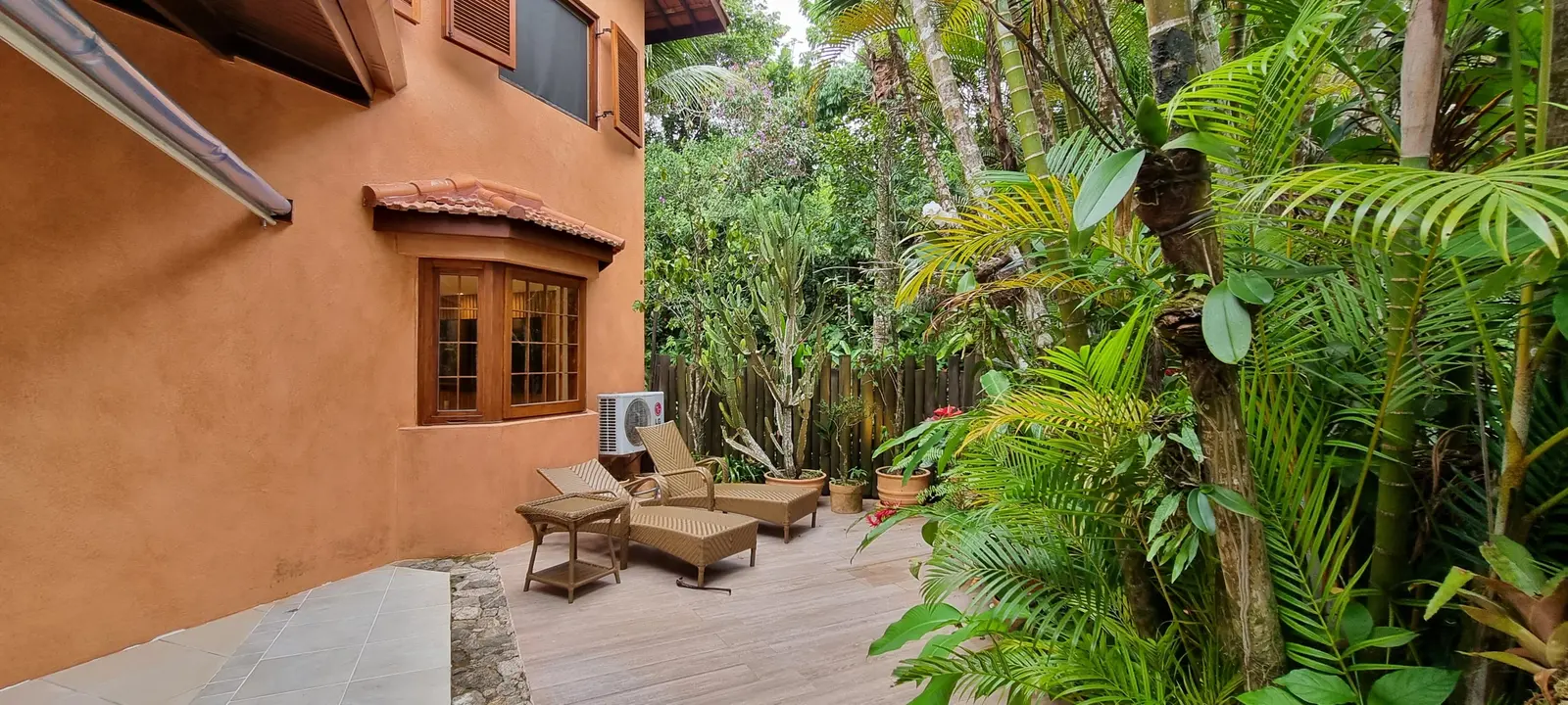 Área externa 2 — Iporanga, Guarujá, à venda, Casa