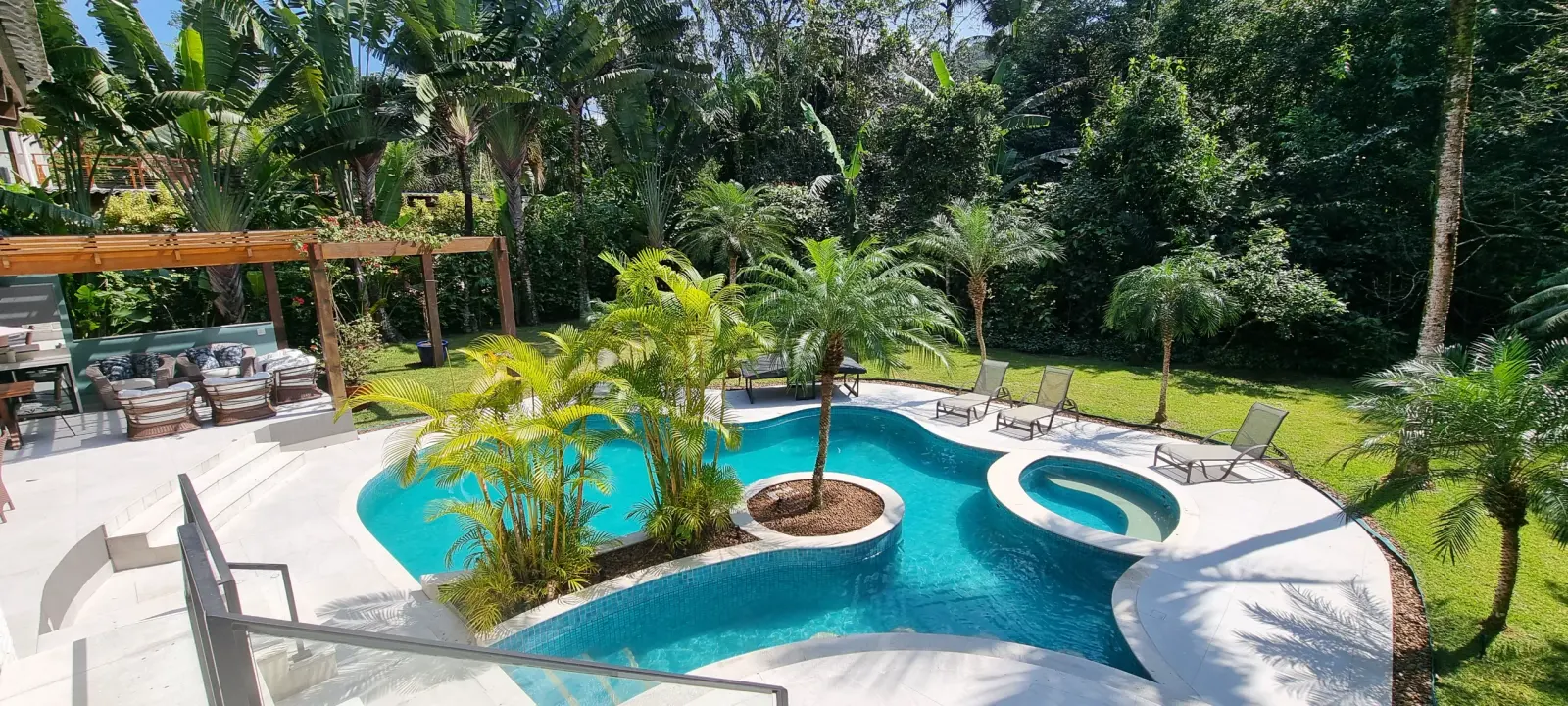 Área externa 8 — Iporanga, Guarujá, para temporada, Casa