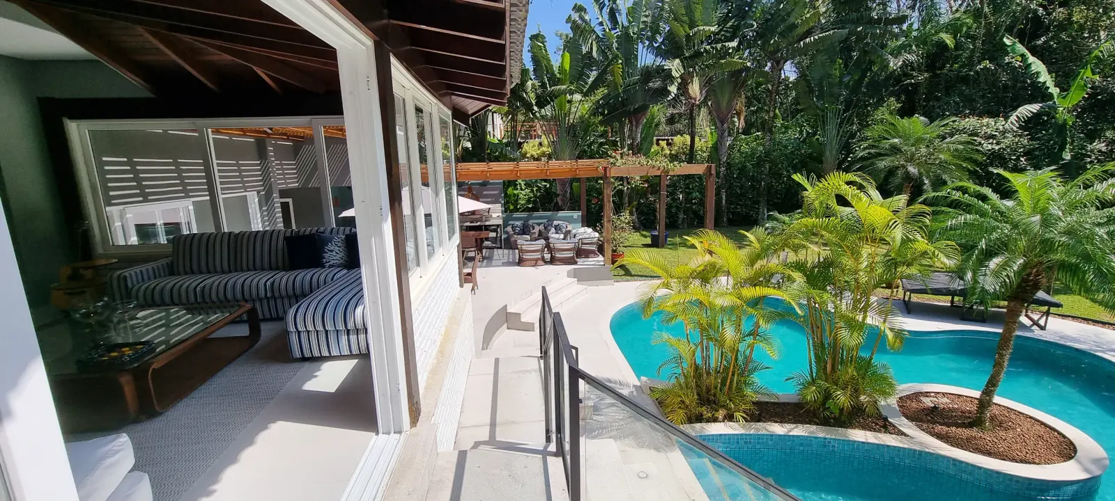 Área externa 9 — Iporanga, Guarujá, para temporada, Casa