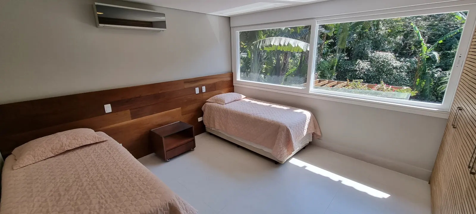 Suíte 6 — Iporanga, Guarujá, para temporada, Casa
