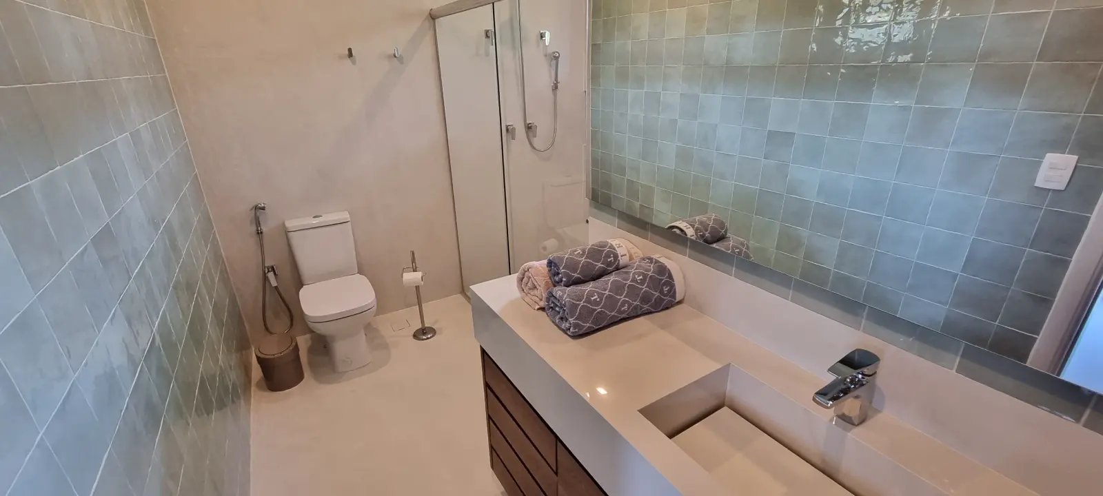 Suíte 14 — Iporanga, Guarujá, para temporada, Casa