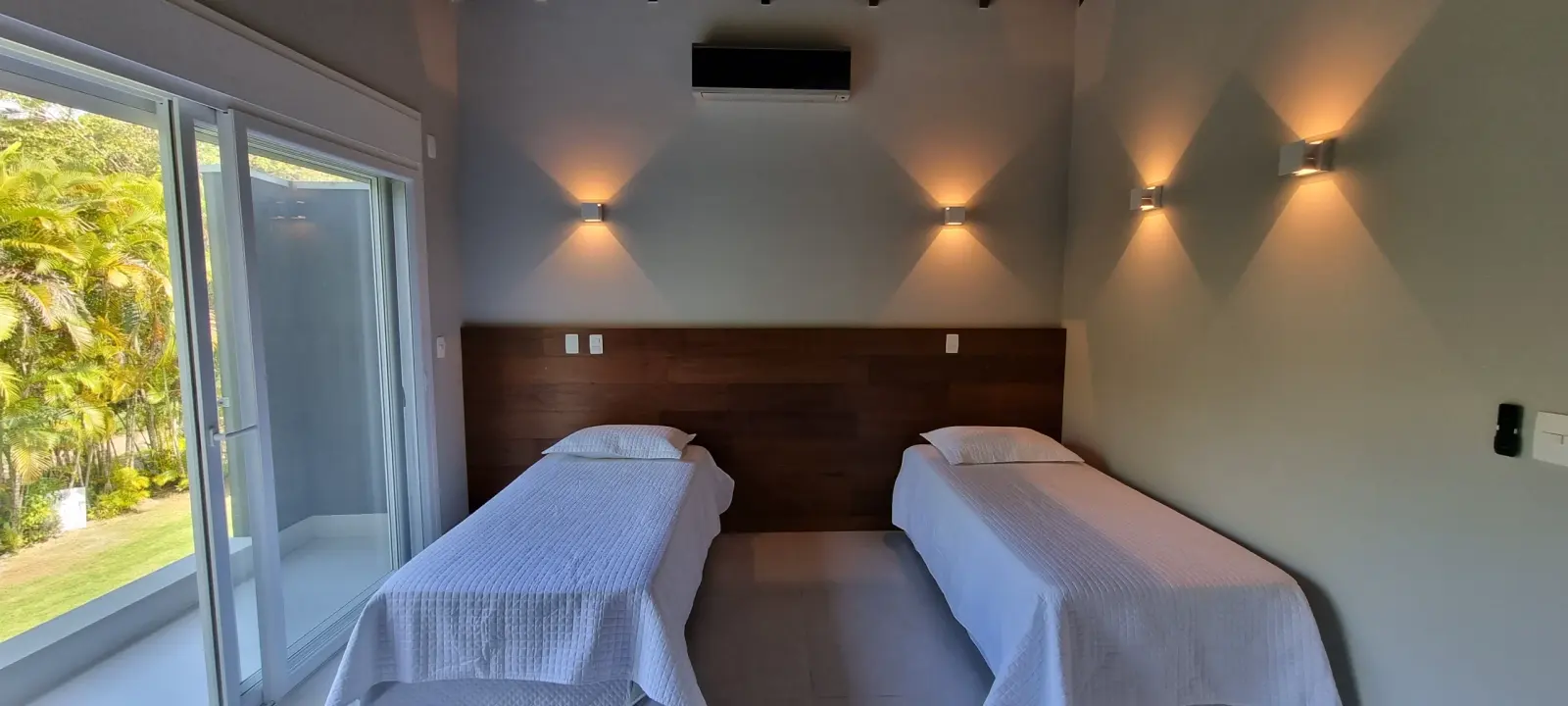 Suíte 13 — Iporanga, Guarujá, para temporada, Casa