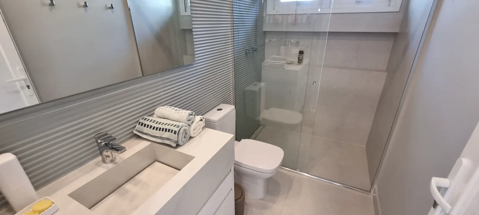 Suíte 7 — Iporanga, Guarujá, para temporada, Casa