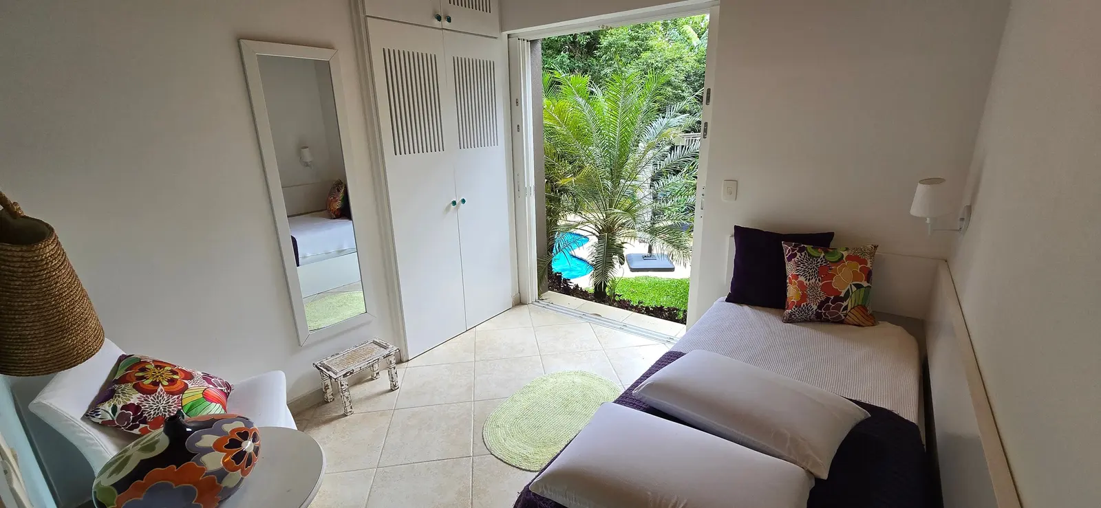 Suíte 12 — Iporanga, Guarujá, à venda e para locação, Casa
