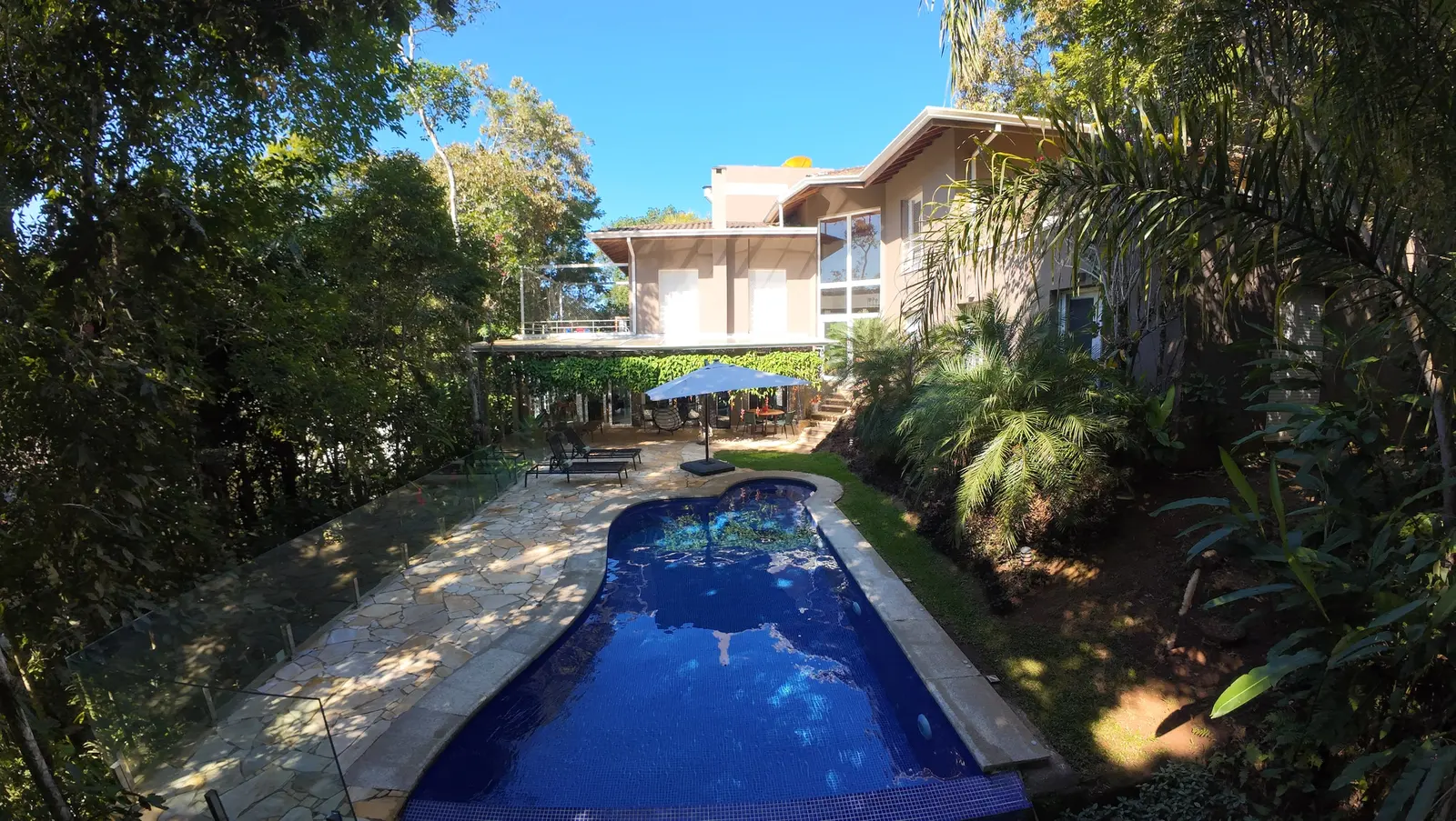 Área externa 1 — Iporanga, Guarujá, para temporada, Casa