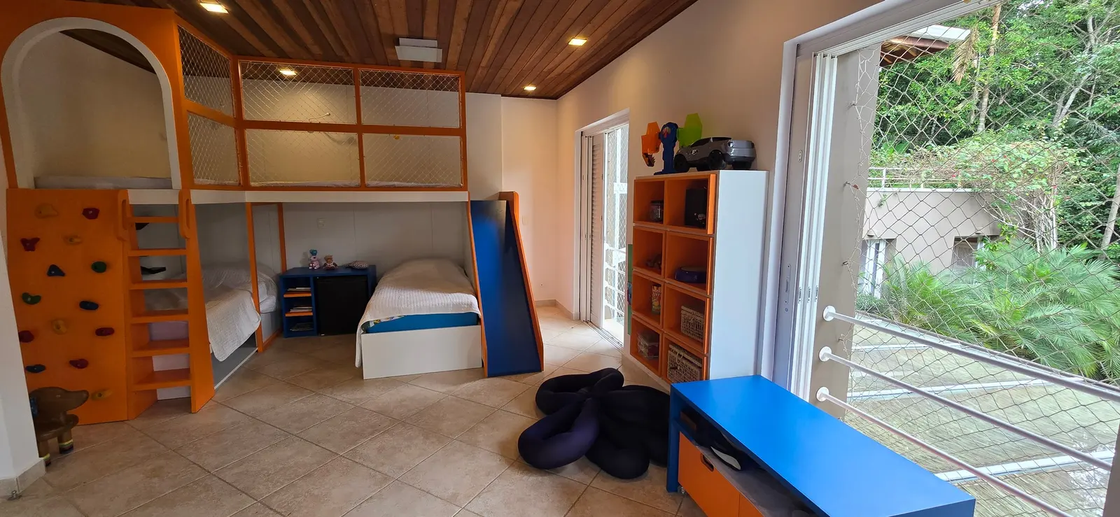 Suíte 11 — Iporanga, Guarujá, para temporada, Casa