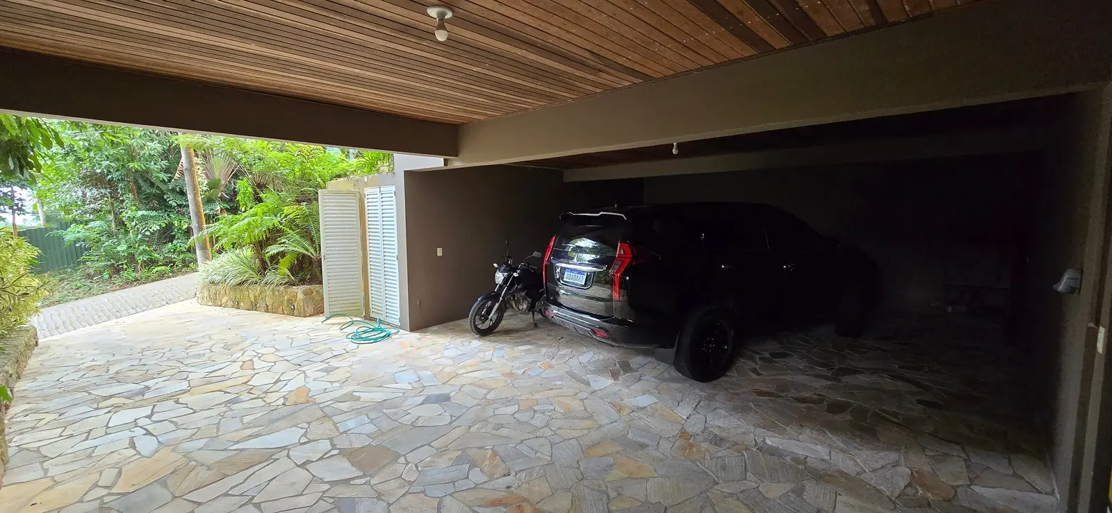 Área de serviço — Iporanga, Guarujá, para temporada, Casa