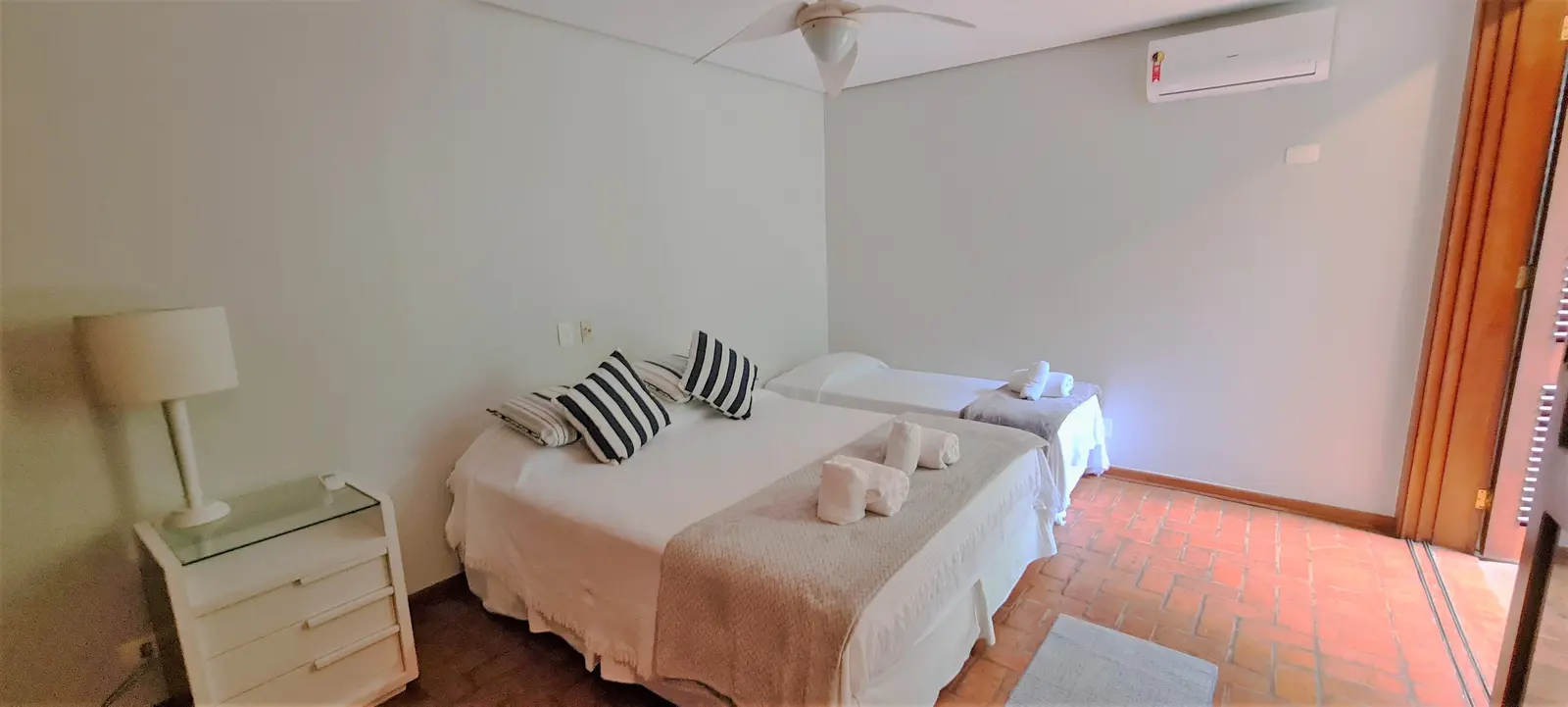 Suíte 2 — Iporanga, Guarujá, à venda e para locação, Casa