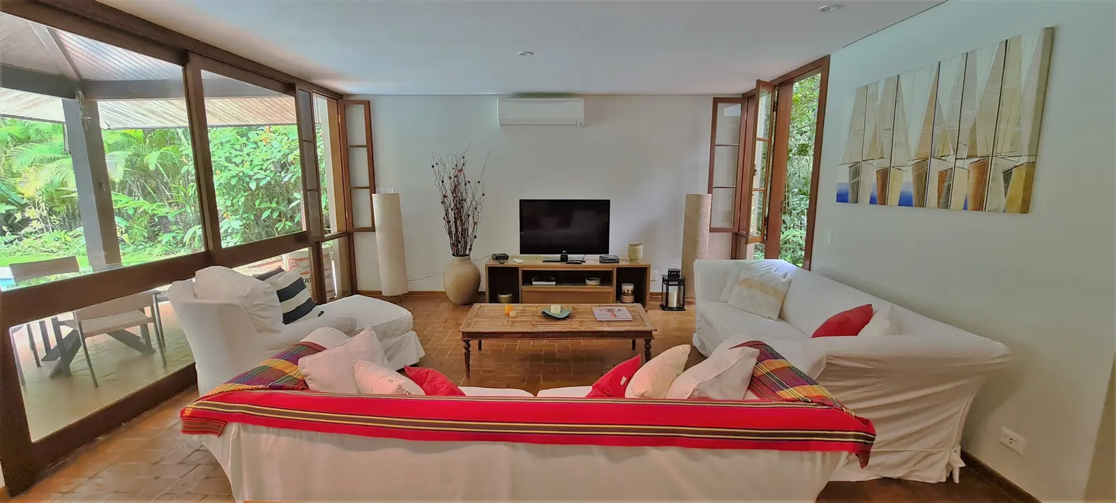 Ambiente interno 2 — Iporanga, Guarujá, à venda e para locação, Casa