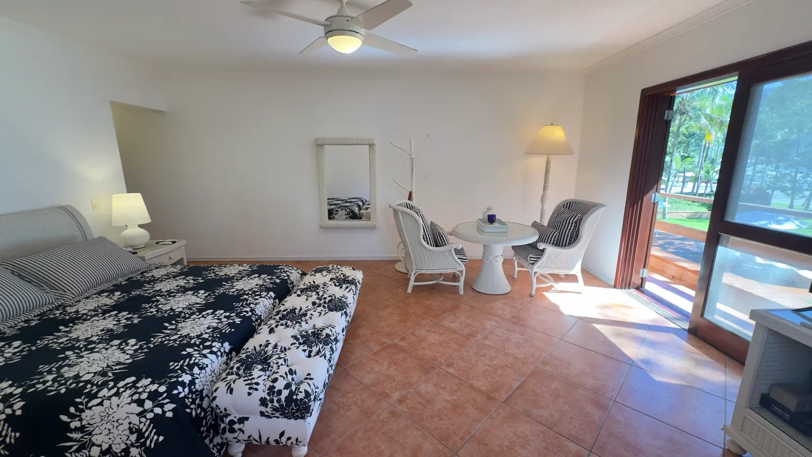 Casa Pé na Areia - Praia de Iporanga - Locação Temporada (12)
