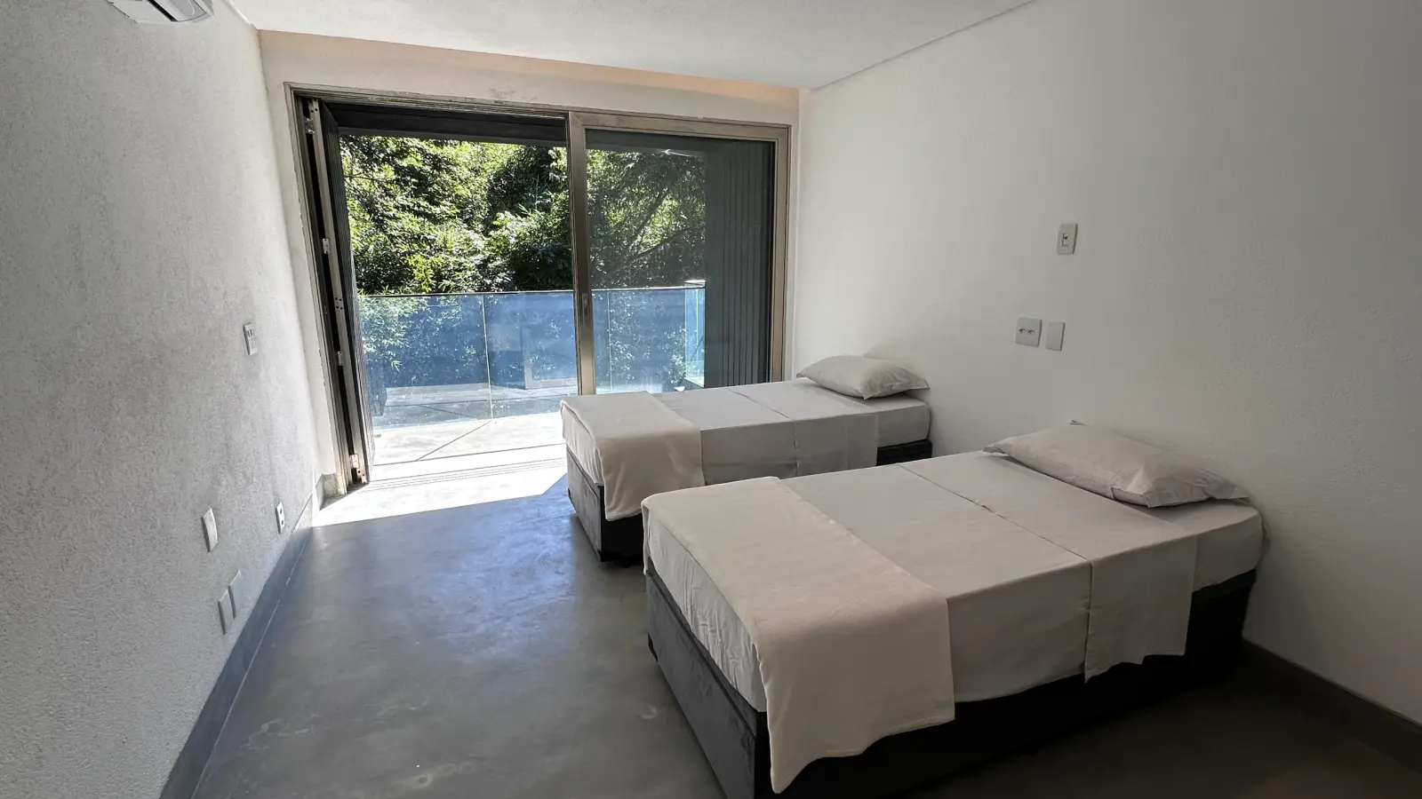 Casa a venda Condominio São Pedro Praia de São Pedro imóveis