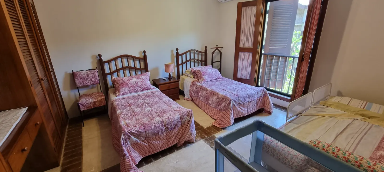 Suíte 7 — Iporanga, Guarujá, para locação, Casa