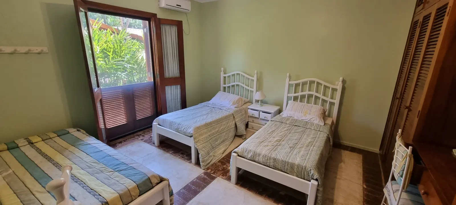 Suíte 1 — Iporanga, Guarujá, para temporada, Casa