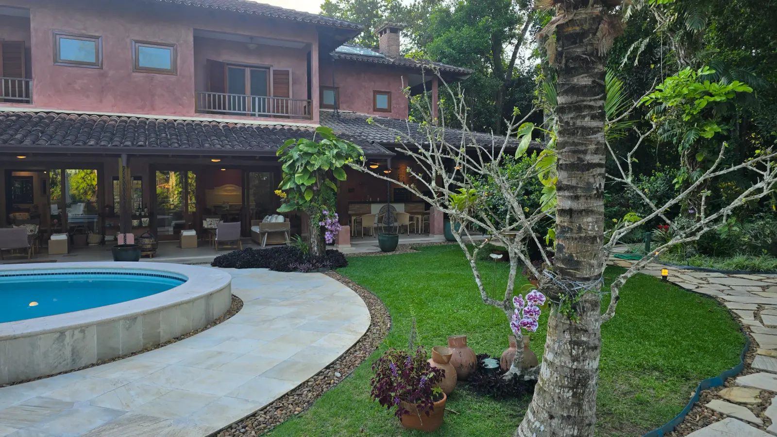 Área externa 18 — Iporanga, Guarujá, para temporada, Casa