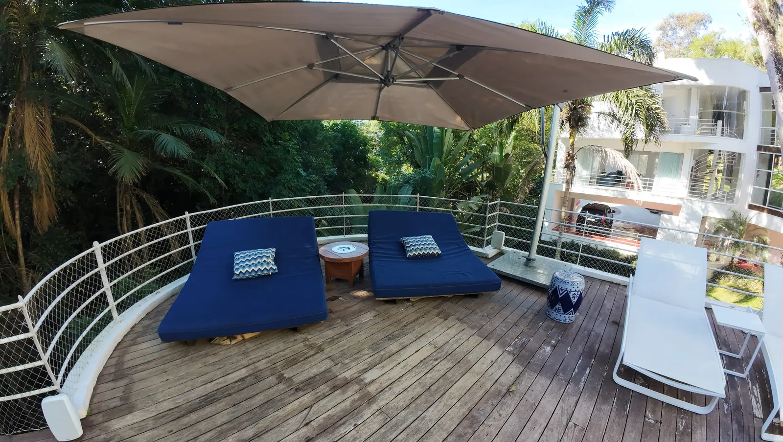 Área externa 3 — Iporanga, Guarujá, à venda e para locação, Casa