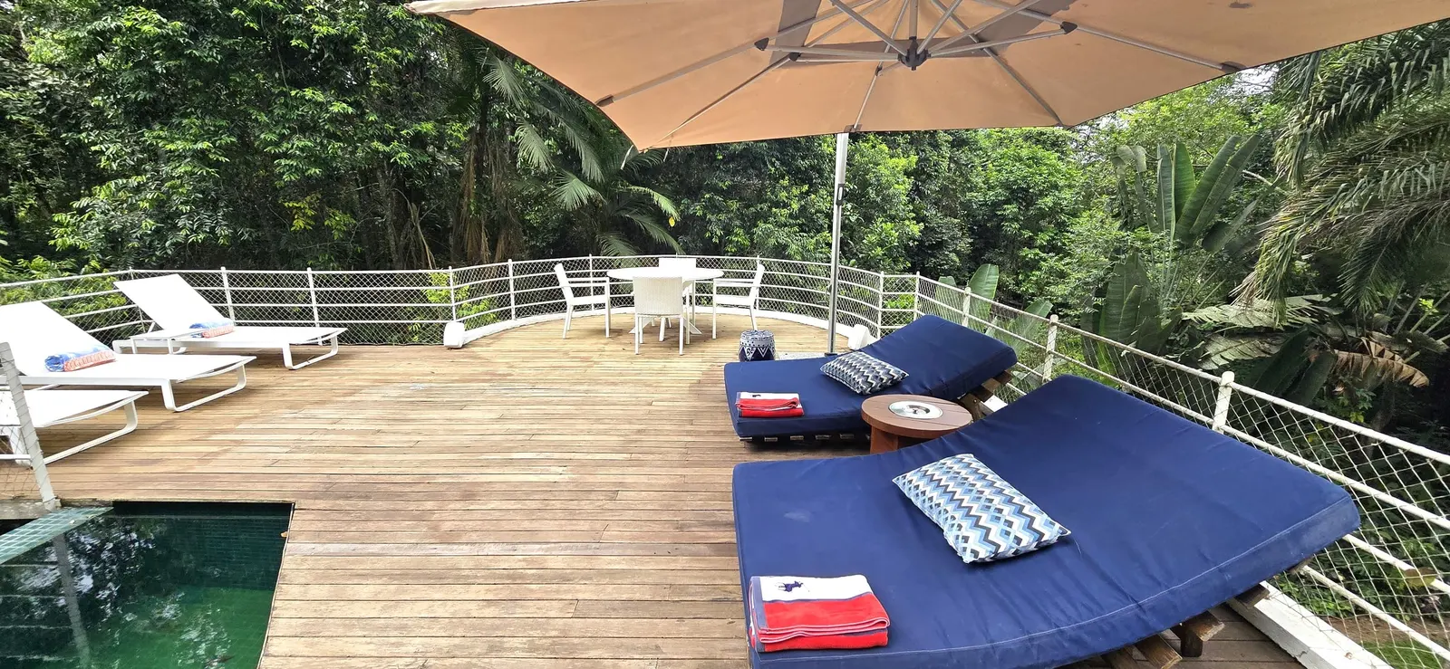 Área externa 15 — Iporanga, Guarujá, para temporada, Casa