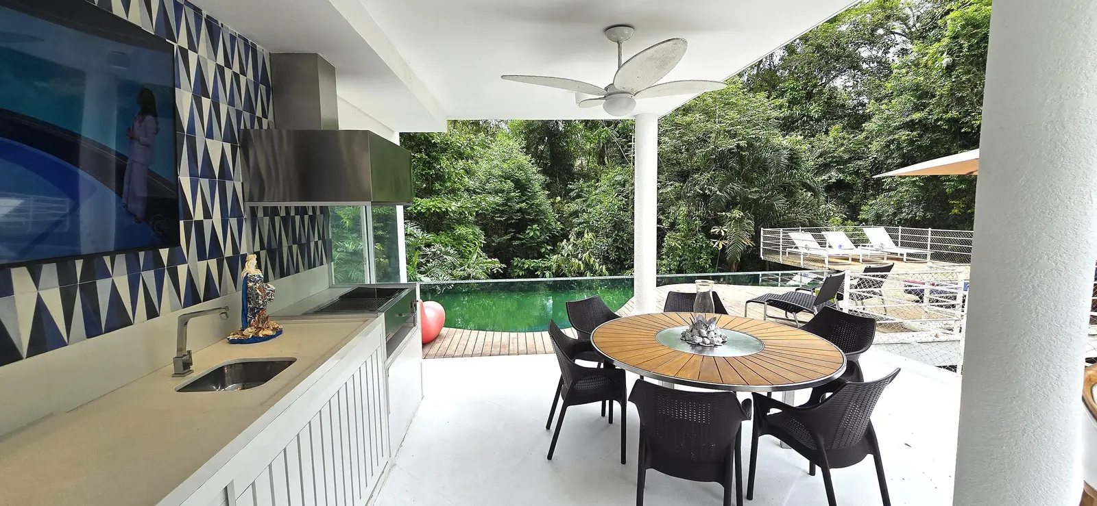 Área externa 22 — Iporanga, Guarujá, para temporada, Casa