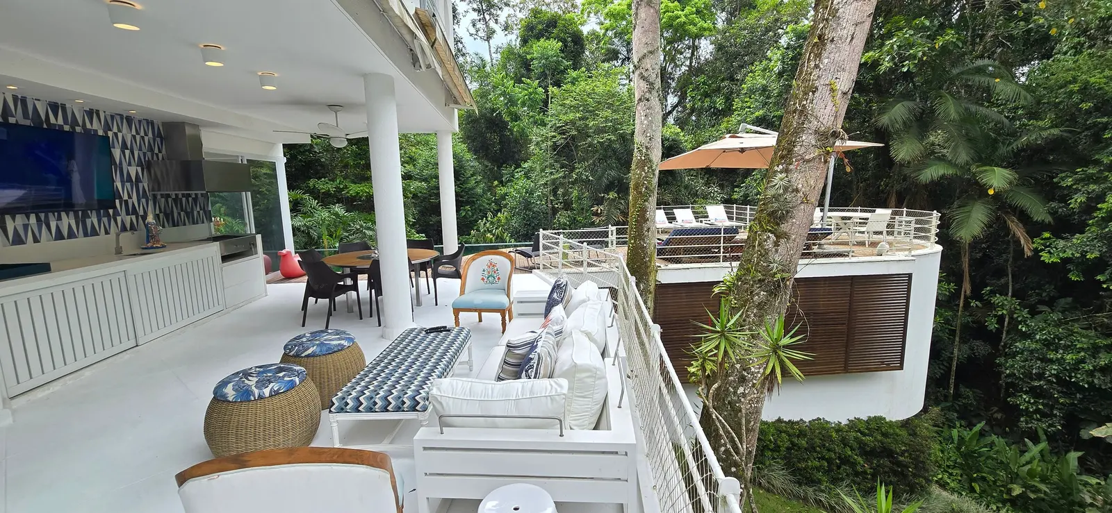 Área externa 24 — Iporanga, Guarujá, para temporada, Casa