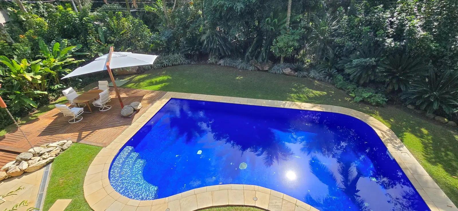 Vista aérea 4 — Iporanga, Guarujá, para temporada, Casa