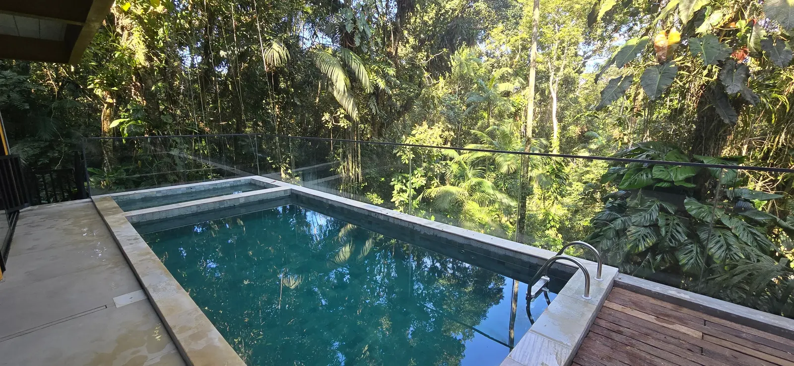 Área externa 10 — Iporanga, Guarujá, para temporada, Casa