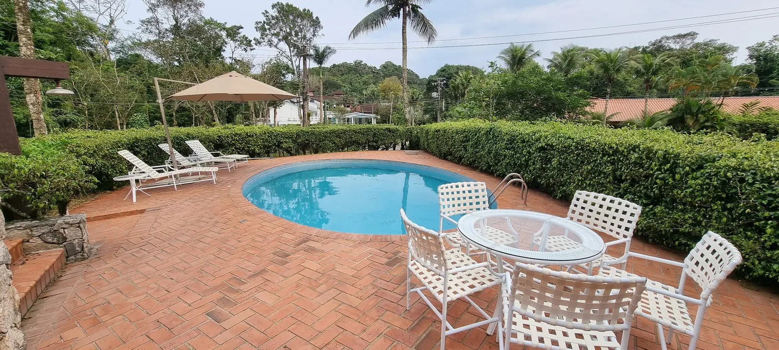 Área externa 8 — Iporanga, Guarujá, à venda e para locação, Casa
