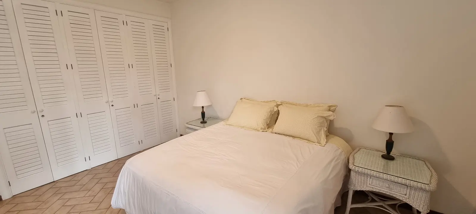 Suíte 9 — Iporanga, Guarujá, para temporada, Casa