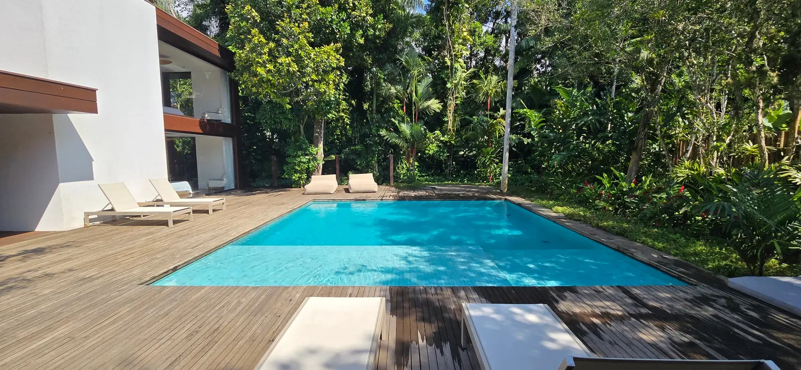 Área externa 2 — Iporanga, Guarujá, à venda e para locação, Casa