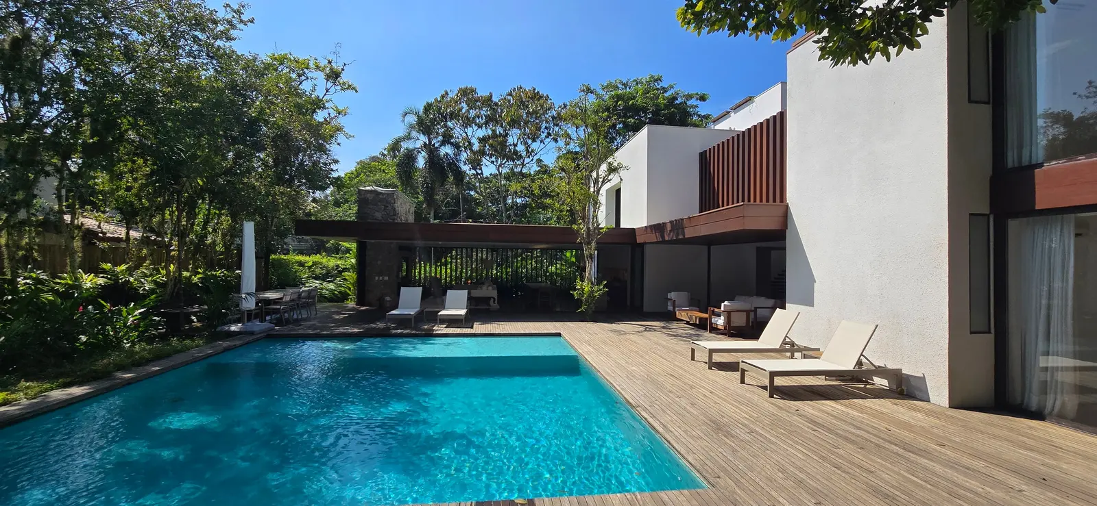 Área externa 9 — Iporanga, Guarujá, à venda e para locação, Casa