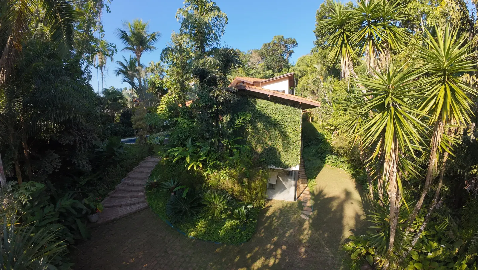 Vista aérea 2 — Iporanga, Guarujá, para temporada, Casa