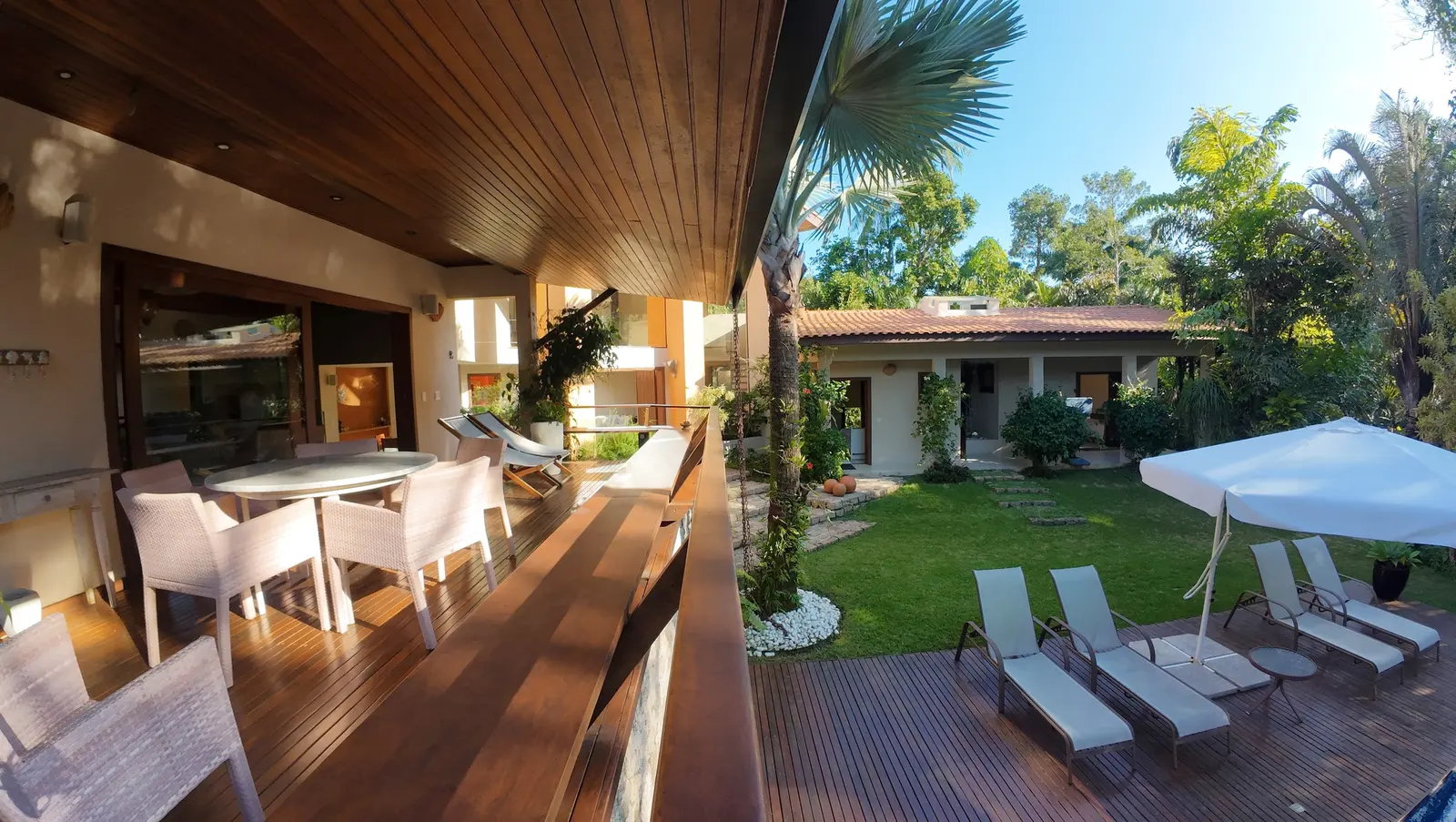 Área externa 10 — Iporanga, Guarujá, para temporada, Casa