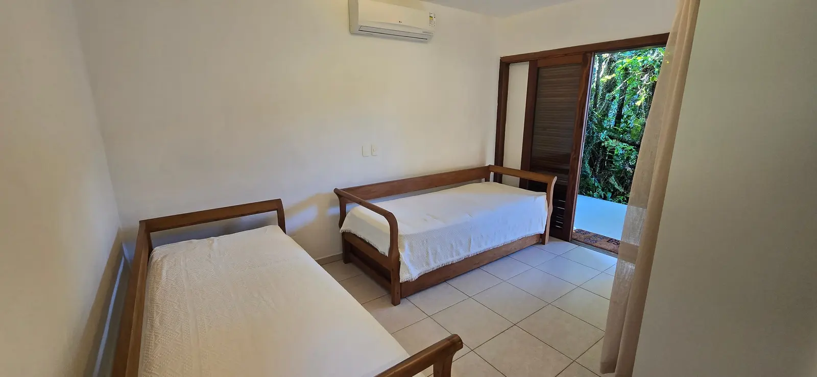 Suíte 9 — Iporanga, Guarujá, para temporada, Casa