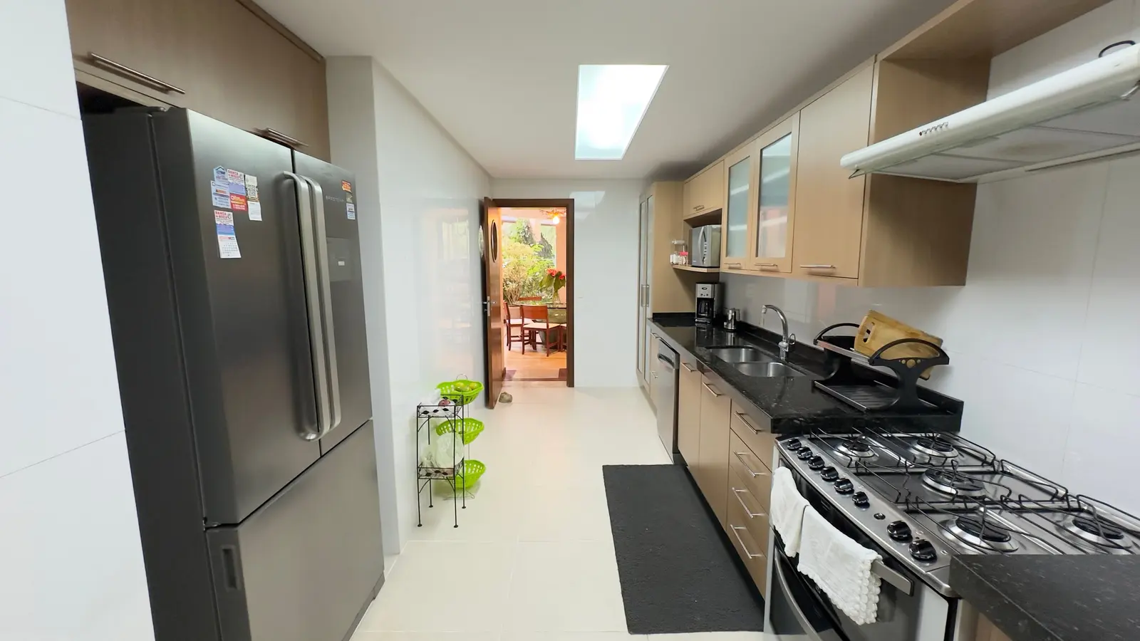 Área de serviço 1 — Iporanga, Guarujá, para temporada, Casa
