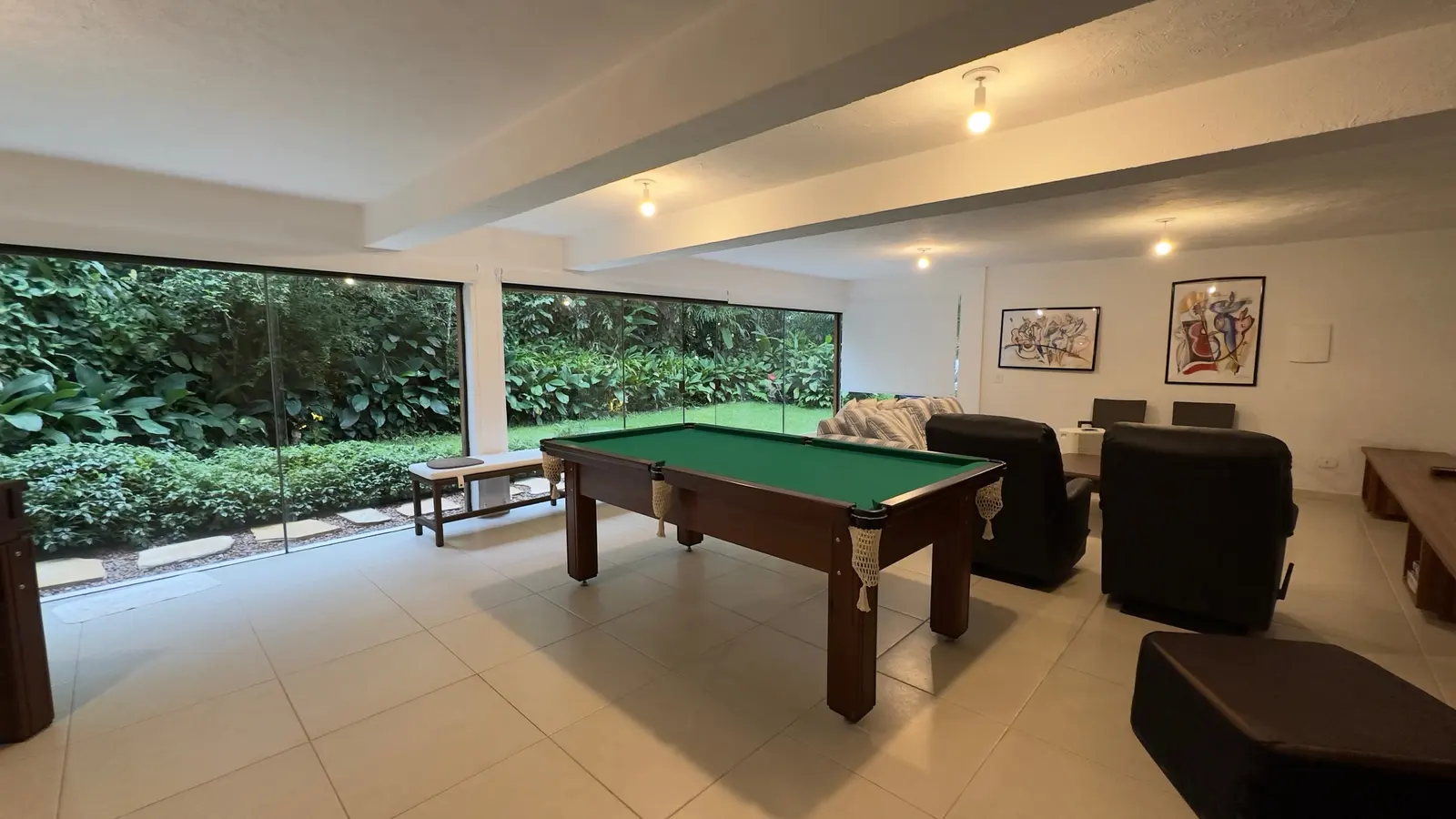 Área de serviço 3 — Iporanga, Guarujá, para temporada, Casa