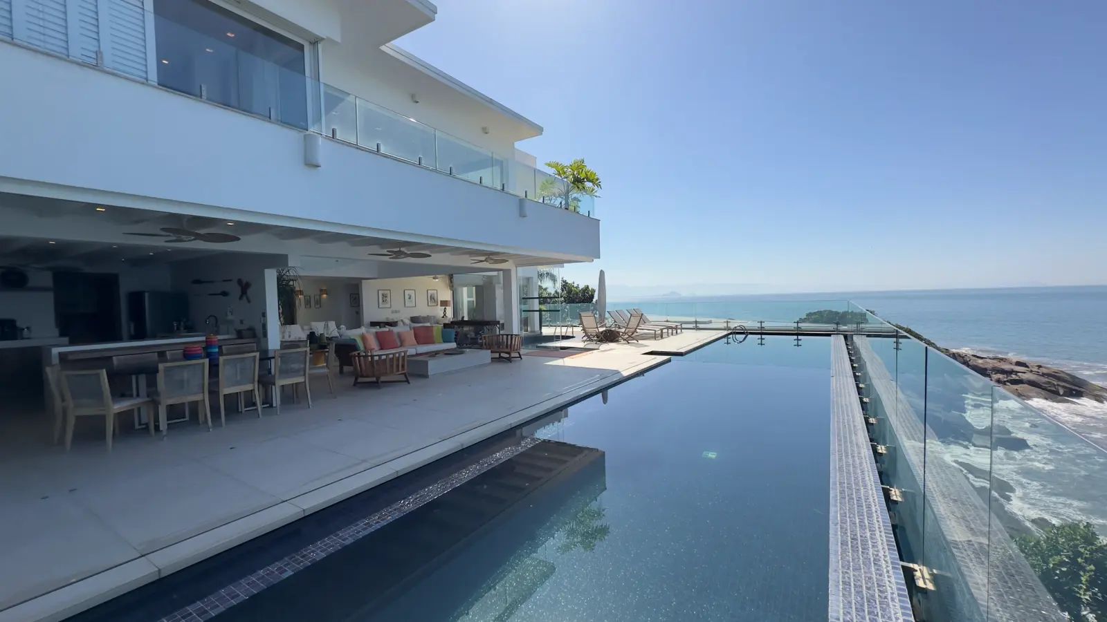 Área externa 13 — Iporanga, Guarujá, para temporada, Casa