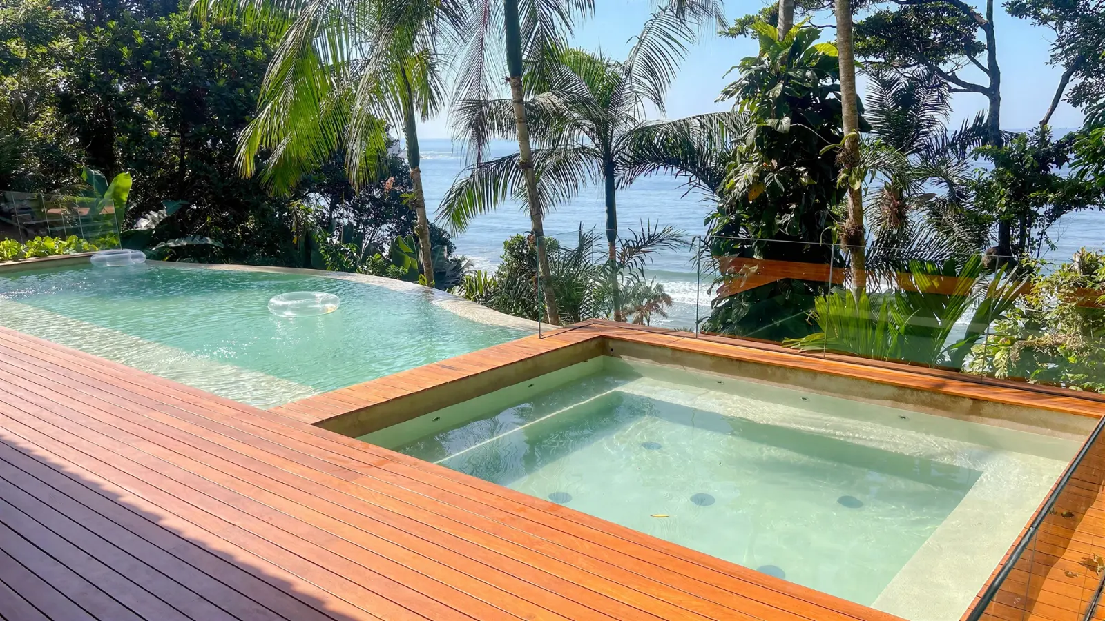 Casa no tijucopava com vista para o mar a 200 metros da praia. (3)