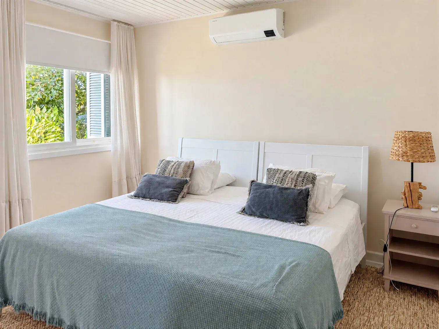 Casa no tijucopava com vista para o mar a 200 metros da praia. (20)