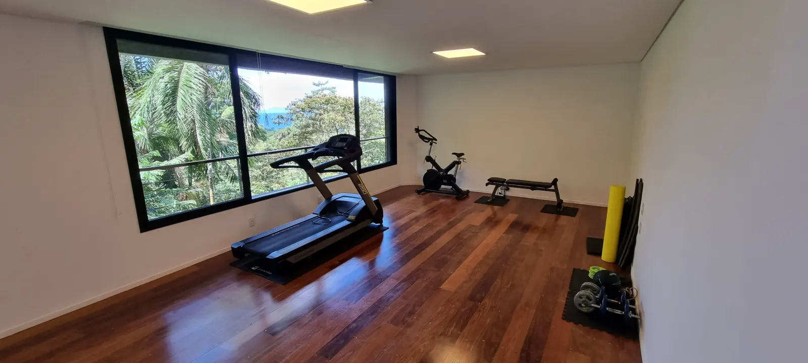 Área de serviço 2 — São Pedro, Guarujá, à venda, Casa