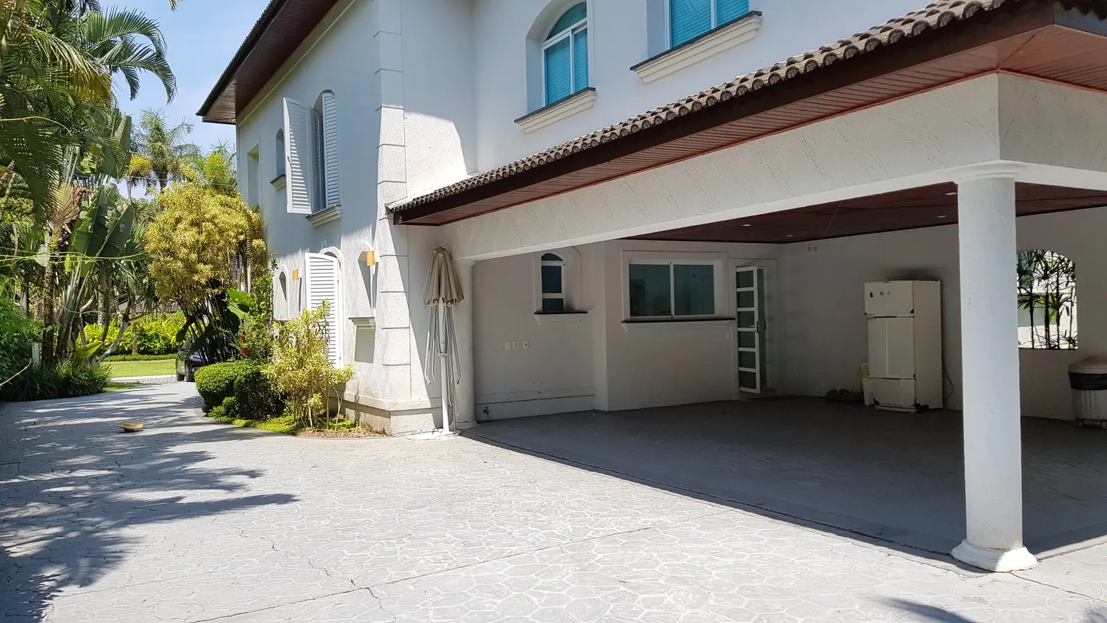 Área externa 7 — São Pedro, Guarujá, à venda e para locação, Casa