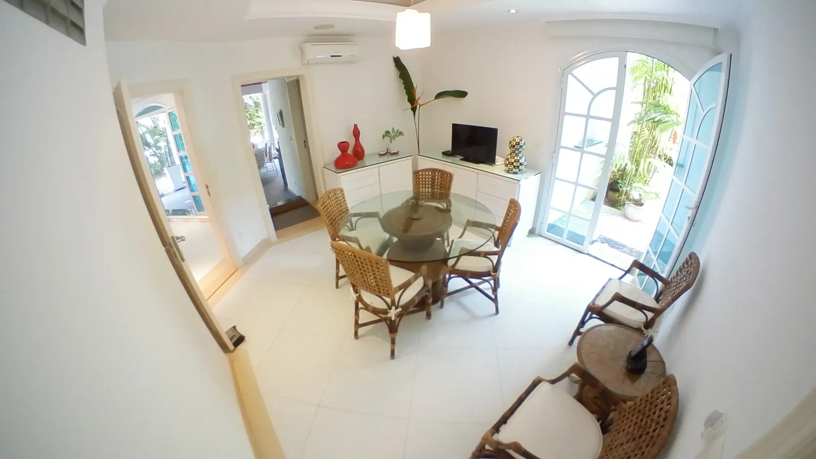 Ambiente interno 3 — São Pedro, Guarujá, à venda e para locação, Casa