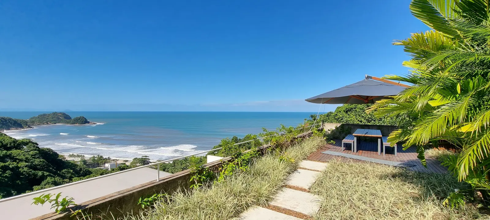 Área de serviço 1 — Tijucopava, Guarujá, à venda, Casa