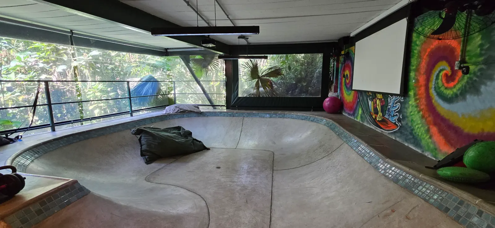 Área de serviço 2 — Iporanga, Guarujá, para temporada, Casa