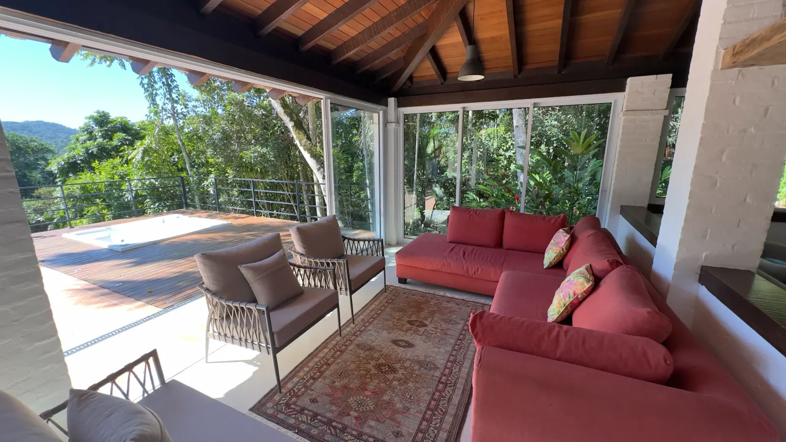 Casa para relaxar no condominio São Pedro (26)