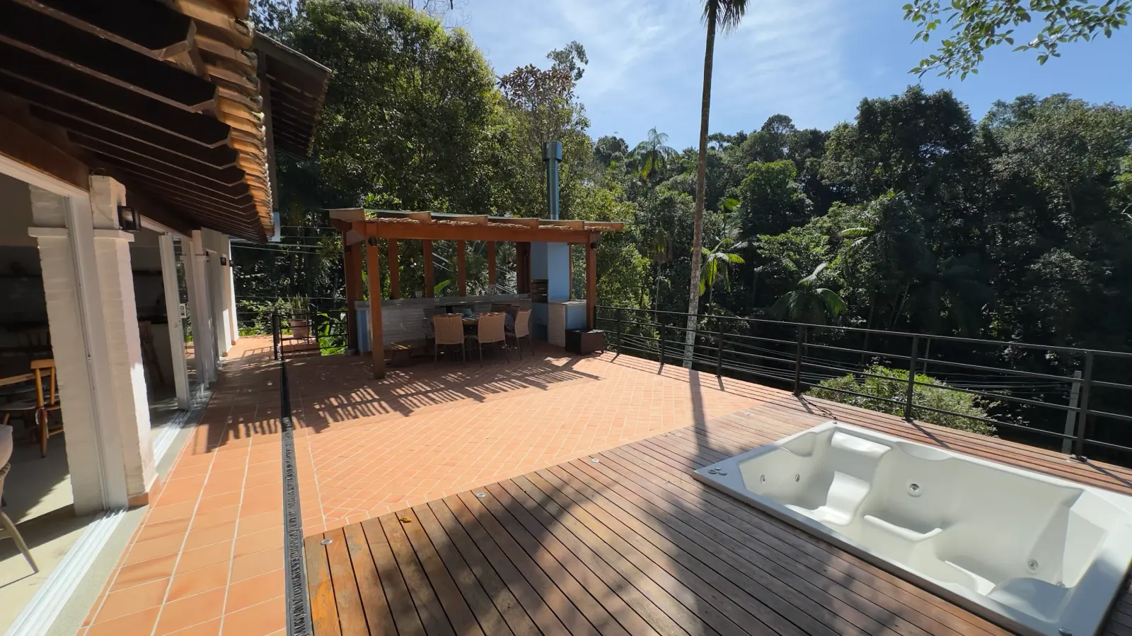 Casa para relaxar no condominio São Pedro (9)