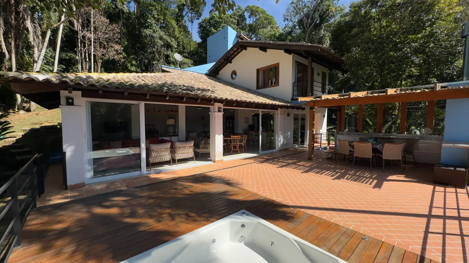 Casa para relaxar no condominio São Pedro (6)