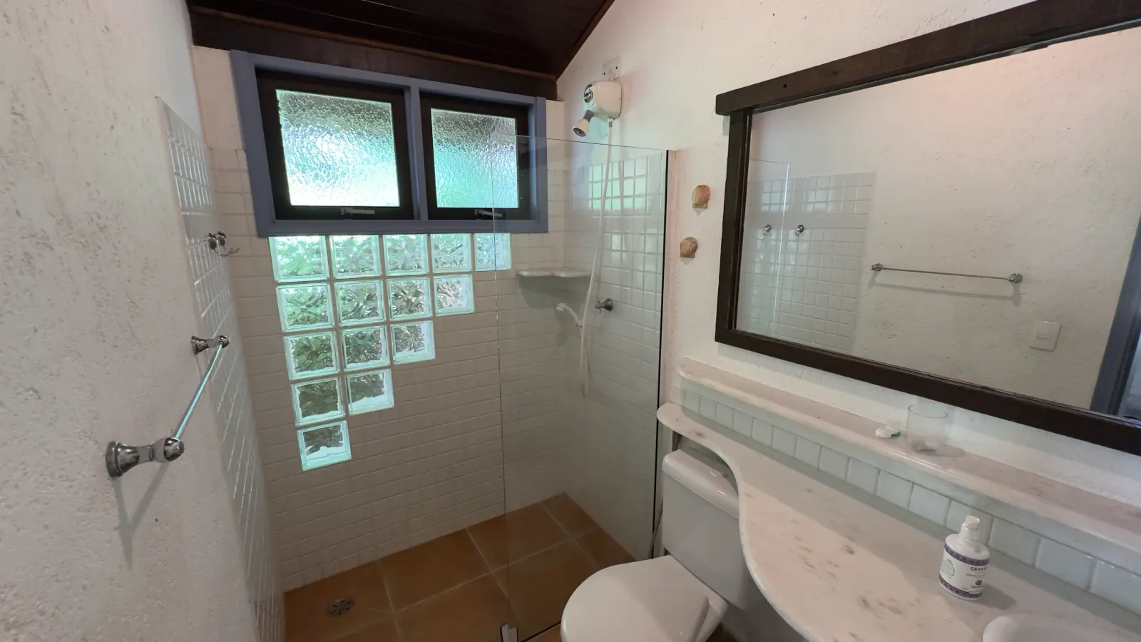 Casa para relaxar no condominio São Pedro (43)