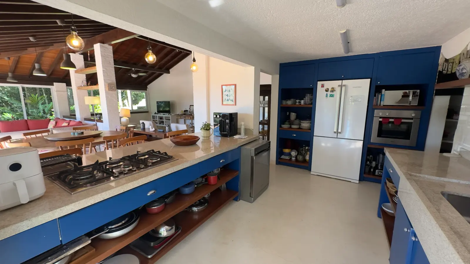 Casa para relaxar no condominio São Pedro (35)