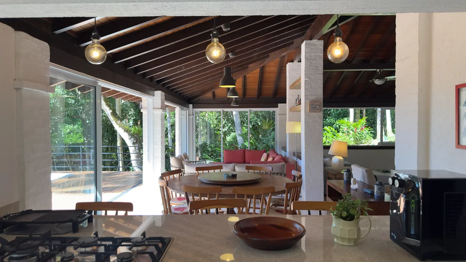 Casa para relaxar no condominio São Pedro (33)