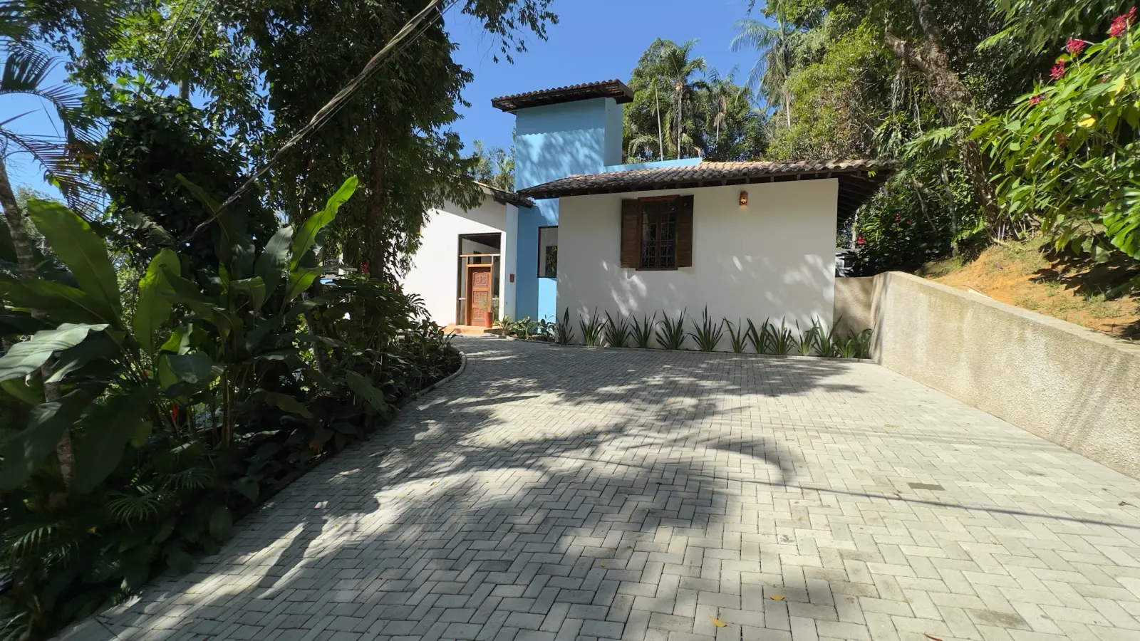 Casa para relaxar no condominio São Pedro (51)