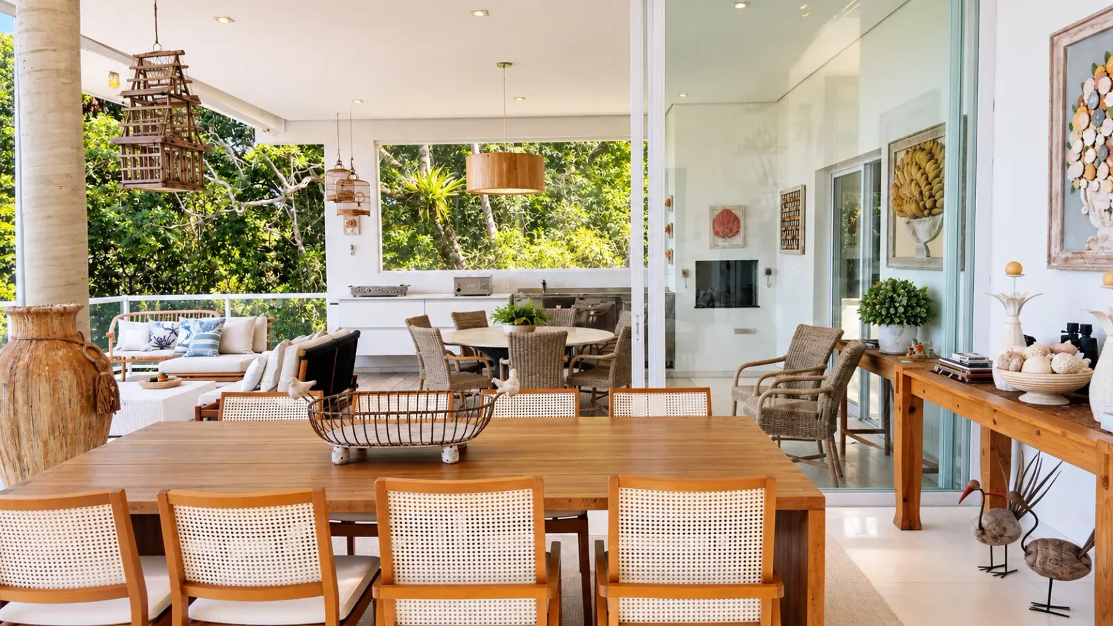 Casa para aluguel anual no condominio Iporanga (30)