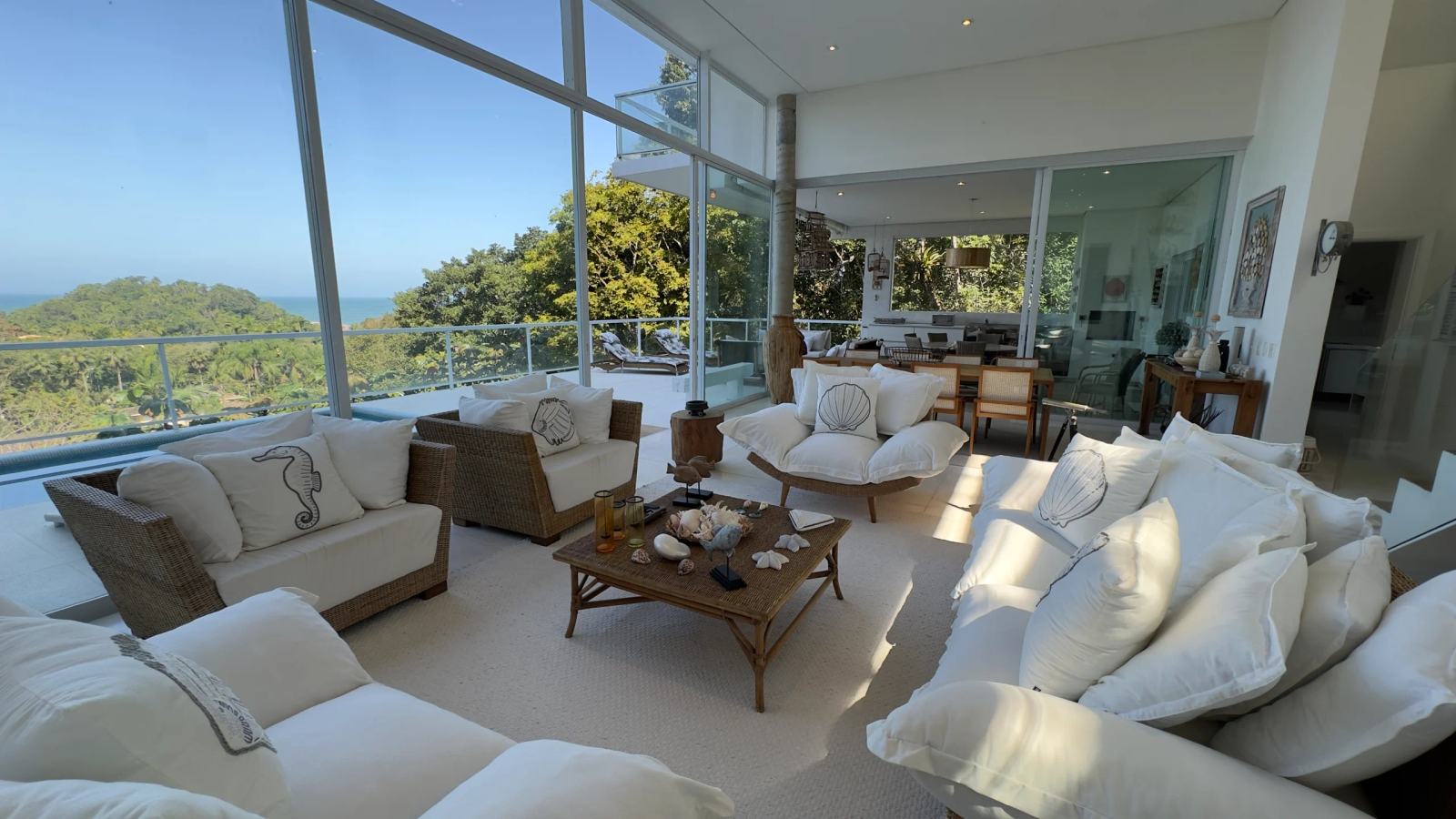Casa no Condominio Iporanga com Vista para o Mar para Aluguel Anual (23)